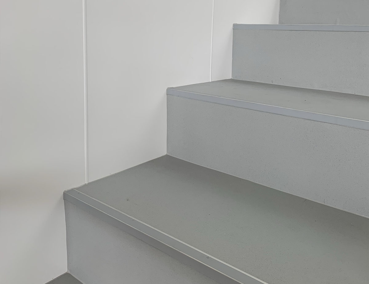 Lang & Potter Flooring.